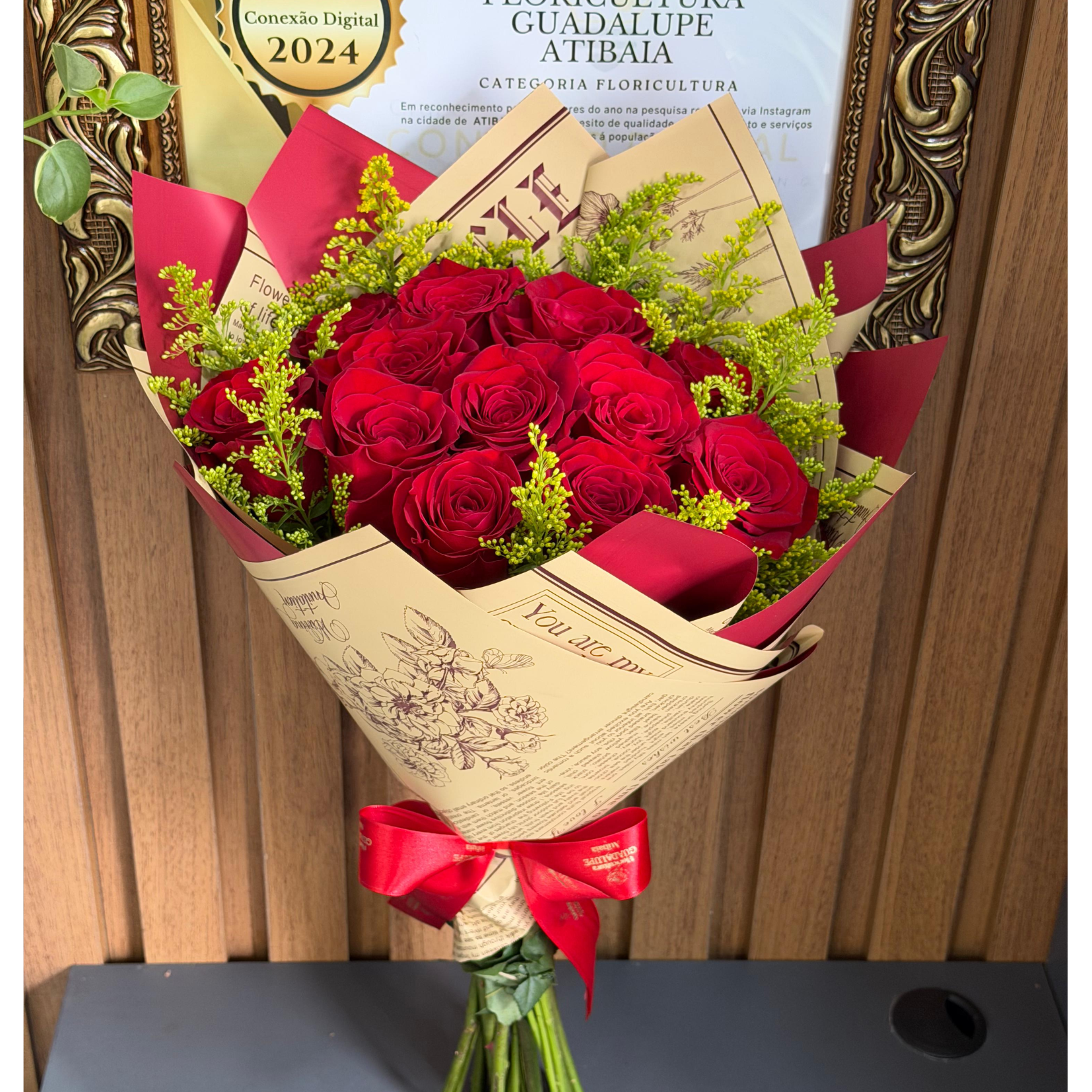 Kit 12 Rosas Vermelhas - Premium