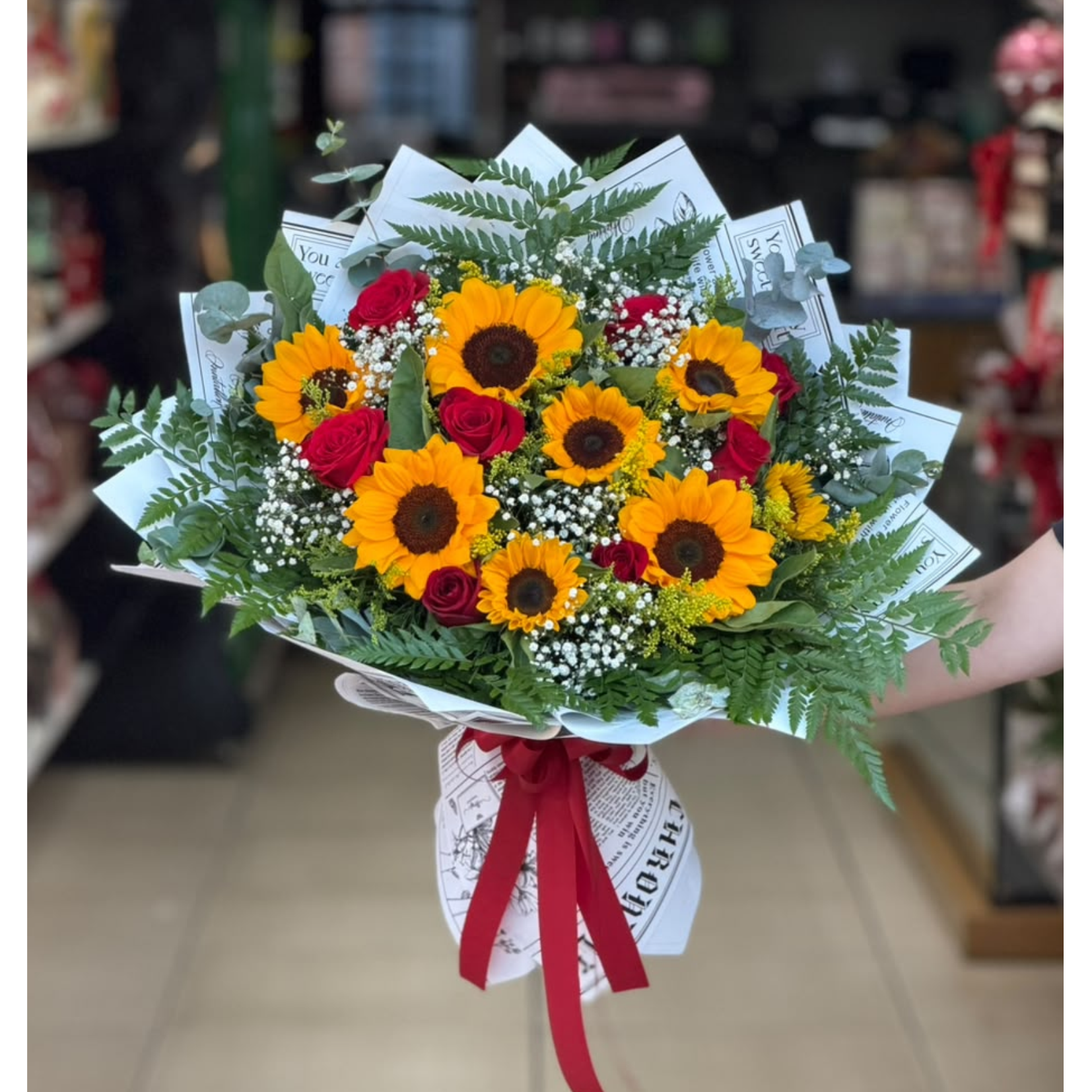 Buqu� de 8 Girass�is e 8 Rosas - R�stico 